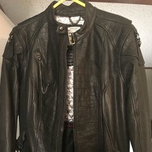 Harley Davidson leather jacket.. women’s XL $250